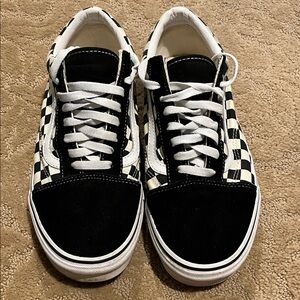 🌊Vans Black and White Checkered Shoes